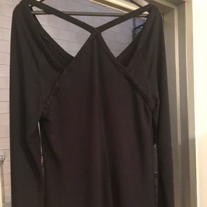 Athleta size L cut-out back detail long sleeve tee
